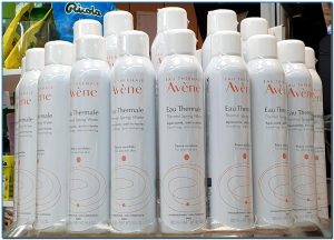 L’Eau thermale des Laboratoires Avène rafraîchit la peau et la protège contre les diverses irritations qui peuvent la dégrader