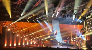Este verano se rinde homenaje a los más grandes de la canción con REBEL, el nuevo evento gratuito que el Cirque du Soleil® presenta solo en Andorra.
