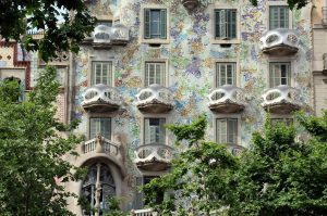 Clean & Iron Sant Martí-Ciutat Vella santmarti@cleaniron.com +34 935 87 89 72 Clean & Iron Eixample Esquerra eixampleesquerra@cleaniron.com +34 932 21 92 00 Clean & Iron Sàrria-Sant Gervasi sarriasantgervasi@cleaniron.com +34 936 39 85 44 Clean & Iron Eixample Dret eixampledret@cleaniron.com +34 931 18 49 94 Clean & Iron Sant Andreu-Horta Guinardó santandreu@cleaniron.com +34 933 80 49 90 Clean & Iron Barri Sant Antoni santantoni@cleaniron.com +34 667 757 351