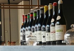DOM INTERNACIONAL ANDORRA VINS DE QUALITAT DISTRIBUIDOR DE CA'N VERDURA VINS DE BINISSALEM A MALLORCA