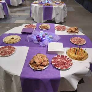 Més de 360 persones van assistir a la celebració organitzada per Nova Constructora, amb motiu de les festes de Nadal 2019, cita en la qual el Jose Costa, gerent i propietari de l’empresa NOVA CONSTRUCTORA ANDORRA https://novaconstructoraand.com/ , va rebre l’afecte i la calidesa dels seus treballadors, amics i proveïdors, que mai no van deixar de divertir-se i omplir de festa i alegria el Complex Sociocultural i Esportiu d’Encamp - by Marketing de Contenidos lideres en gestión de contenidos para sus webs en Andorra, Pamiers, Foix, Toulouse, Sabadell y Barcelona https://marquetingdecontinguts.com/ T.+376360387 mk.europa@gmail.com . El Càtering el va oferir El Rebost del Padrí https://elrebostdelpadri.eu/ .