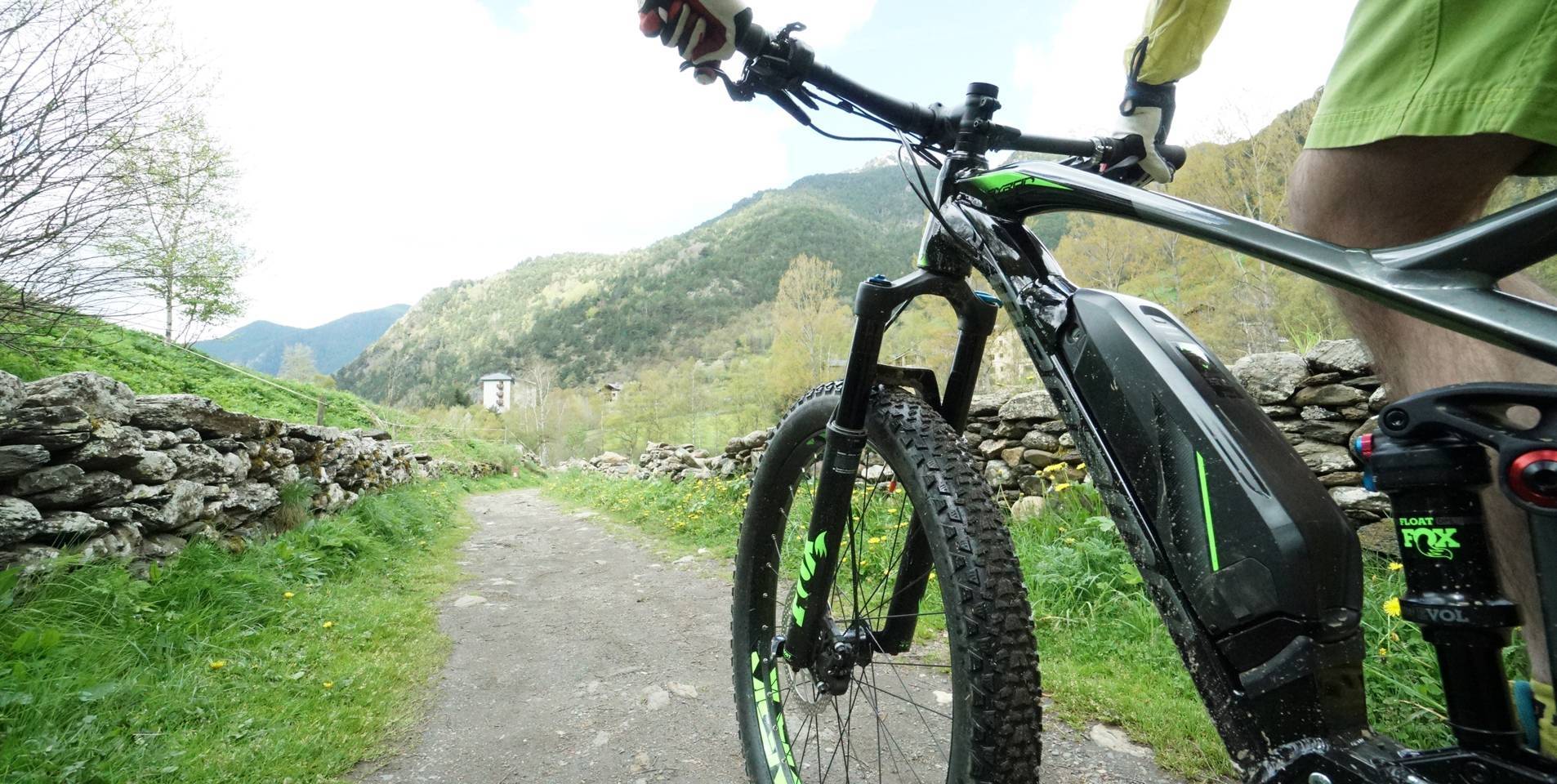perjudicar Existe aguja Alquiler de bicicletas en Andorra y e-bikes. Comparar precios de alquiler  de BTT en Andorra. Encuentra las mejores ofertas en alquiler de bicis en  Andorra. Mejor Precio Garantizado. - MARQUETING DE CONTINGUTS