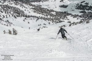 Les raquetes de neu són ideals per gaudir de les muntanyes nevades a Andorra i practicar senderisme, muntanyisme o alpinisme amb neu verges. https://esportselit.com/ esportselit@andorra.ad Viu les muntanyes nevades a Andorra i els nostres fantàstics paisatges blancs. Practica esport i gaudeix de la natura amb total seguretat amb les excursions guiades amb raquetes de neu a ~ Andorra by Esports Elit Andorra Guies amb títol oficial reconegut a Andorra. https://esportselit.com/ esportselit@andorra.ad Botiga en línia Venda de material de Telemark amb ofertes especials Som líders en Telemark al Pirineu amb el millor preu Venda d'esquí de muntanya amb ofertes especials Venda de paquets turístics (lloguer esqui i forfets) Lloguer d'esquís Andorra Activitat de Raquetes de neu (hivern) Activitat d'esquí de muntanya (hivern)