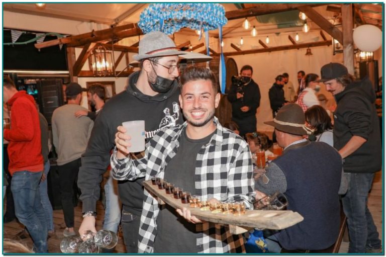 Oktobertfest va aterrar al Tarter al potser el millor après ski del Principat d’Andorra lloc de referència aquest hivern a GrandValira. Inauguració de la primera edició de la festa de la cervesa més important del món se celebra també al Tarter a The Boss Après ski Oktobertfest va aterrar al Tarter al potser el millor après ski del Principat d’Andorra lloc de referència aquest hivern a GrandValira.