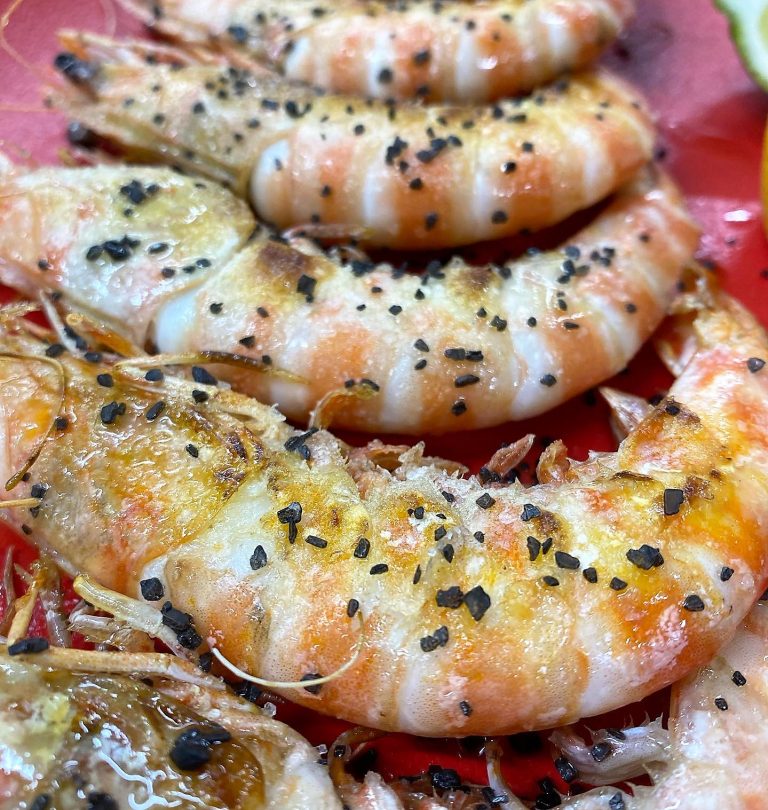 Un dinar o un sopar de tapes al RESTAURANT KRAM ANDORRA pot ser molt especial. Totes les salses, totes les tapes estan elaborades al KRAM. Veniu i gaudiu!