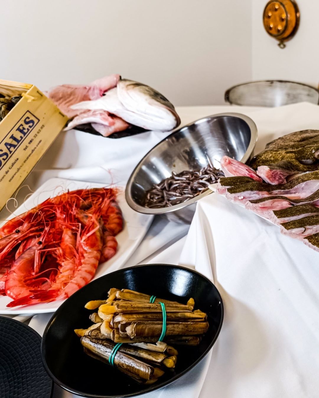 Restaurant Andrea Andorra, cada plat de marisc que oferim és elaborat amb els millors productes que la mar ens ofereix. Des de la frescor dels nostres peixos i mariscs fins a la qualitat excepcional de les nostres carns, tota la nostra matèria primera és seleccionada amb cura per l'Andreia