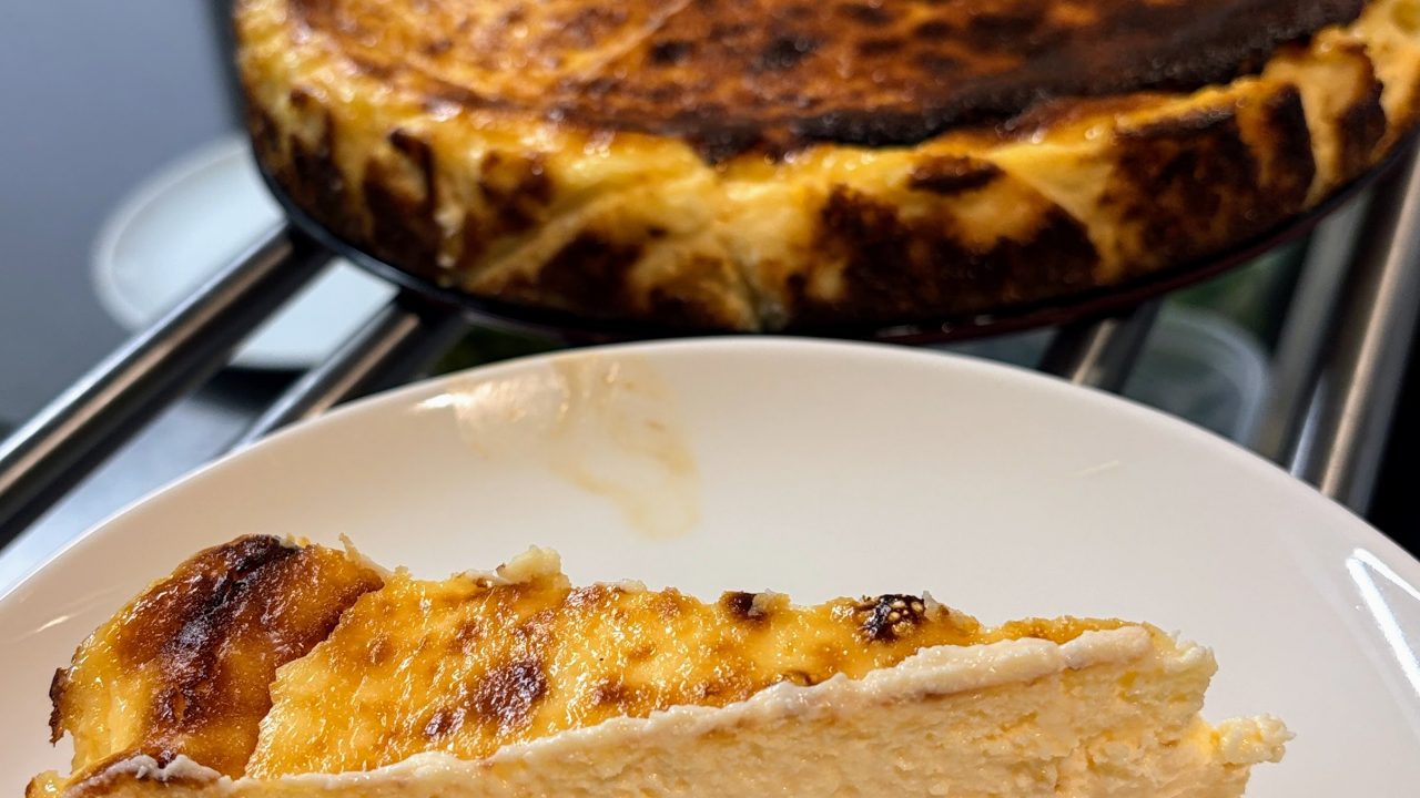 El millor menú del dia d'andorra la Vella al 180 Restaurant 18,50 € amb vi inclòs. Cuina casolana. 180 Restaurant. Canelons Casolans i Peixos cuits al forn a baixa temperatura amb base de crema. 180 Restaurant.