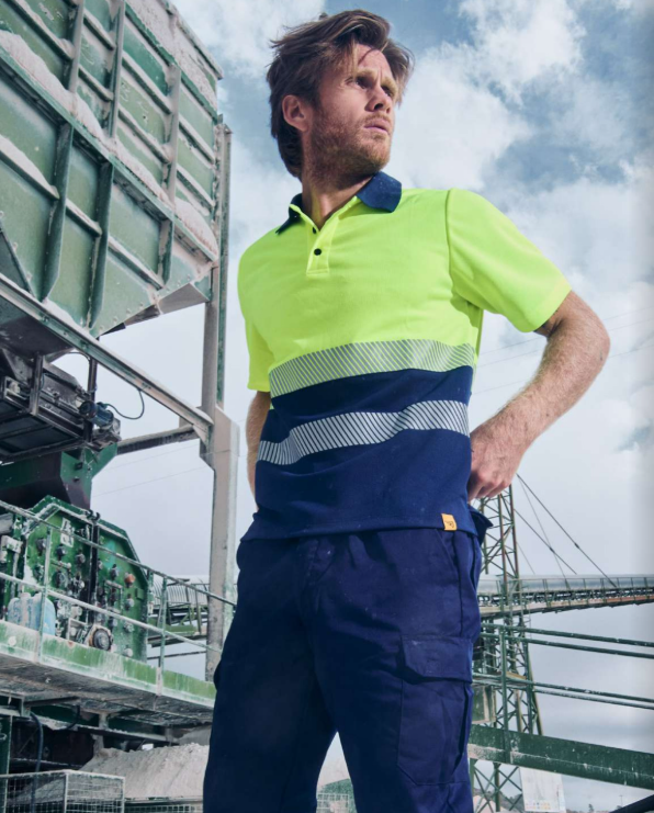 👕👷♂️ Guardias Publicitat: qualitat i millor preu en roba de treball i roba d’ús diari a Andorra Quan parlem de roba laboral, no només pensem en uniformes: pensem en seguretat, comoditat i imatge professional. A Guardias Publicitat, una de les empreses de referència en regals d’empresa i roba de treball, trobaràs una gamma completa de productes amb el millor preu de tot Andorra. 🌟 Roba de feina Workwear: vestuari tècnic per a sectors com la construcció, hostaleria, sanitat o indústria. Uniformes resistents, amb dissenys moderns i adaptats a les necessitats de cada professió. Possibilitat de serigrafia en tèxtil per personalitzar amb el logotip de la teva empresa. 🌿 Roba d’ús habitual La col·lecció Roly ofereix peces còmodes i versàtils per al dia a dia: samarretes, polos, dessuadores i molt més. Estil casual amb qualitat professional, ideal tant per a ús personal com per a promocions corporatives. 💡 Per què escollir Guardias Publicitat? Experiència en el sector de la publicitat i el marxandatge. Productes de confiança amb una relació qualitat-preu imbatible. Servei integral: des del disseny fins a la personalització i entrega. 📍 A Andorra, Guardias Publicitat és sinònim de professionalitat i proximitat. Tant si busques roba per al teu equip com peces per al teu dia a dia, aquí trobaràs la millor opció.