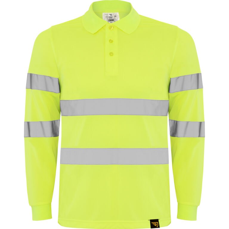 La ropa de alta visibilidad es un tipo de indumentaria de trabajo que incorpora colores fluorescentes y bandas retrorreflectantes para garantizar que los operarios sean detectados con facilidad tanto de día como de noche.  Normativa y Clases Norma ISO 20471: Regula esta indumentaria profesional y la clasifica en tres clases según la superficie de material fluorescente y reflectante que aporta la prenda: Clase 1: Nivel de protección bajo, ideal para entornos con menor riesgo o velocidades de tráfico reducidas. Clase 2: Protección media para trabajos en carreteras secundarias o zonas de circulación hasta 80 km/h (conductores de reparto, personal de almacén). Clase 3: El nivel más alto de visibilidad, obligatorio en autopistas o vías de alta velocidad. Tipos de Prendas Disponibles Parte superior: Camisetas técnicas, polos de manga corta o larga, y sudaderas.  Abrigo y lluvia: Chaquetas, parkas, forros polares, chalecos multibolsillos y trajes impermeables. Parte inferior: Pantalones largos multibolsillos y bermudas con certificación reflectante. Comprar ropa de alta visibilidad en Guardias Publicitat. Ropa de trabajo o laboral con colores fluorescentes y bandas retrorreflectantes para garantizar que los operarios sean detectados con facilidad de día y de noche. 